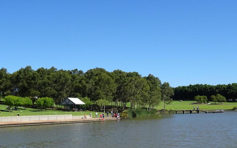 Parkside & City View In Sydney Olympic Park Buitenkant foto